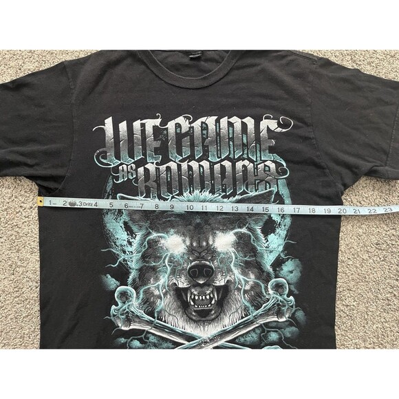 Vtg We Came As Romans Black Band T-Shirt Wolf Crossbones Size Medium Graphic Tee - Picture 4 of 4